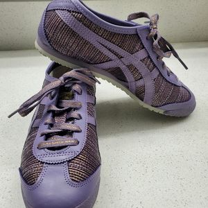 RARE Asic 🐅 Tiger purple Shoes